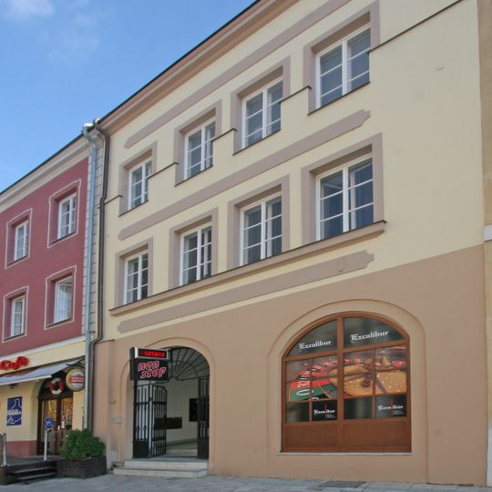 Velké náměstí 28