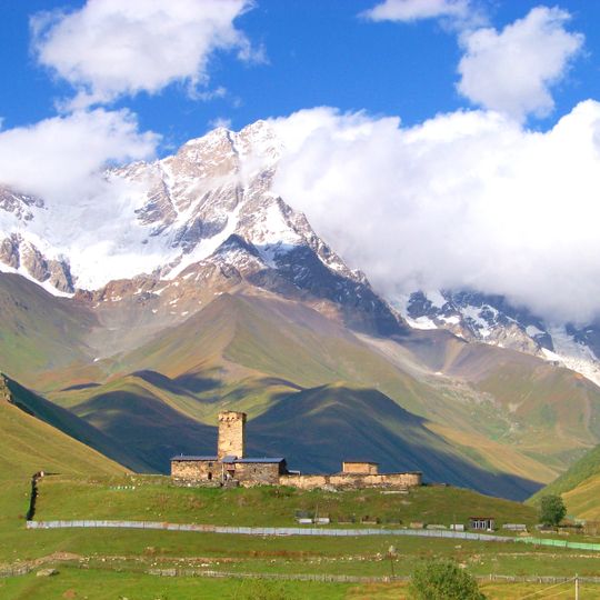 Iglesia de la Madre de Dios de Ushguli