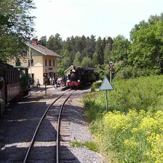 Ferrovia Uppsala-Lenna
