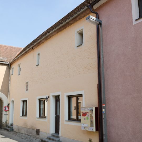 Wohnhaus, Teil der ehemaligen Oberen Torburg und Barbakane