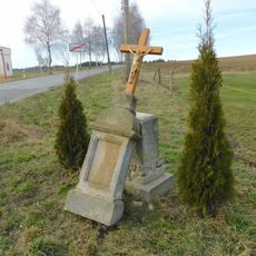 Kříž v Lukavci na Pražské ulici