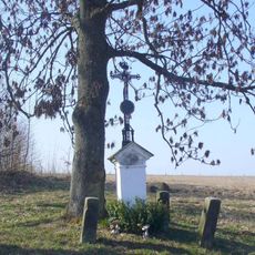 Kříž u cesty v západní části Růžové