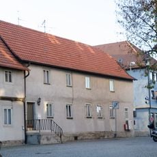 Wohn- und Geschäftshaus