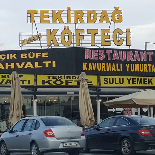 Metro Turi̇zm Seli̇mpaşa Di̇nlenme Tesi̇sleri̇ Çakalli Menemenci̇si̇