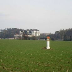 Boží muka západně od Úsova v poli