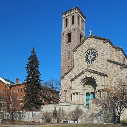 Derham Hall and Our Lady of Victory Chapel, College of Saint Catherine