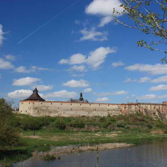 Derz͡havnyĭ istoryko-kulʹturnyĭ zapovidnyk "Mez͡hybiz͡h"