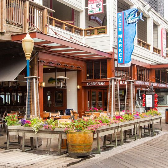 Pier Market