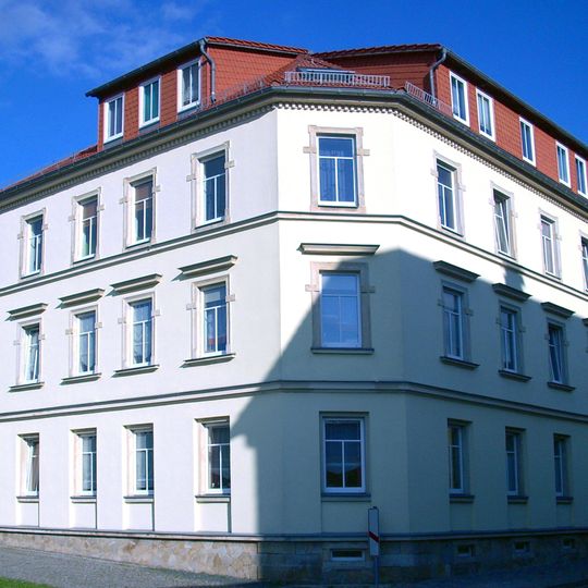 Wohnhaus in Ecklage Königsbrücker Straße 4