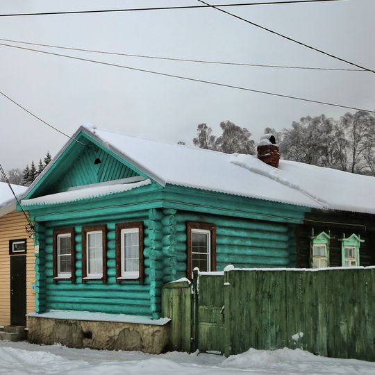 Дом, где жил до 1936 г. участник Великой Октябрьской революции матрос крейсера «Аврора» Н.И. Лукичев