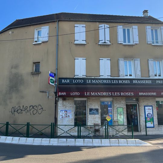 Maison, 2 rue de Boussy