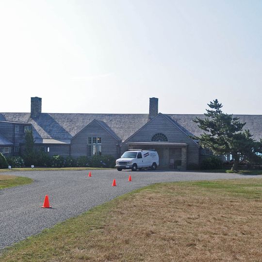 Clambake Club of Newport