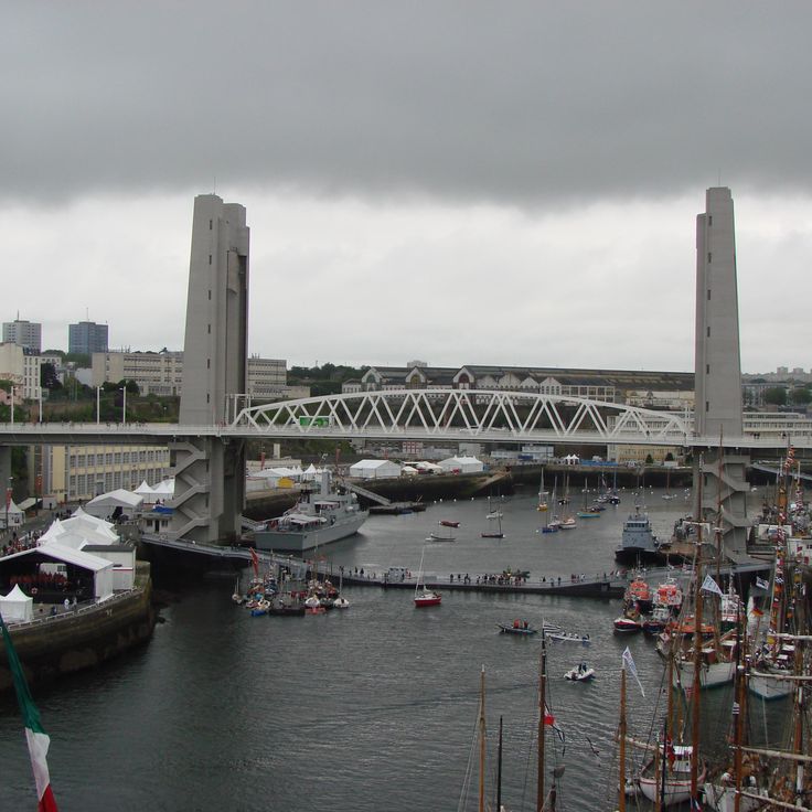 Pont de Recouvrance
