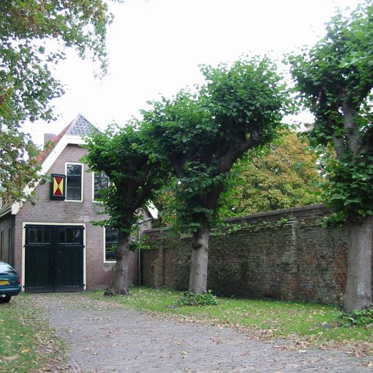 Slot Haamstede: koetshuis