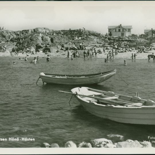 Hästen, public beach