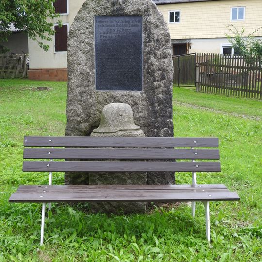 War memorial Hainsberg