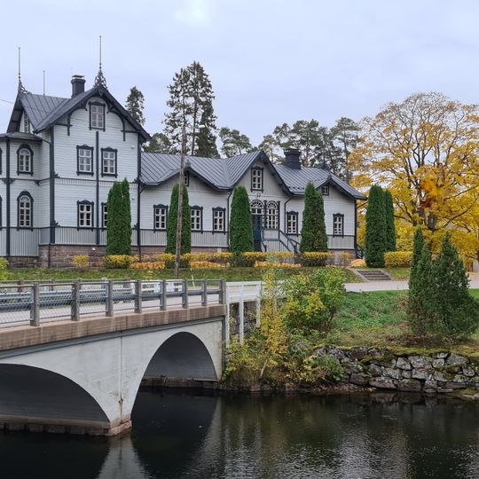 Patron's building JB1 in Verla