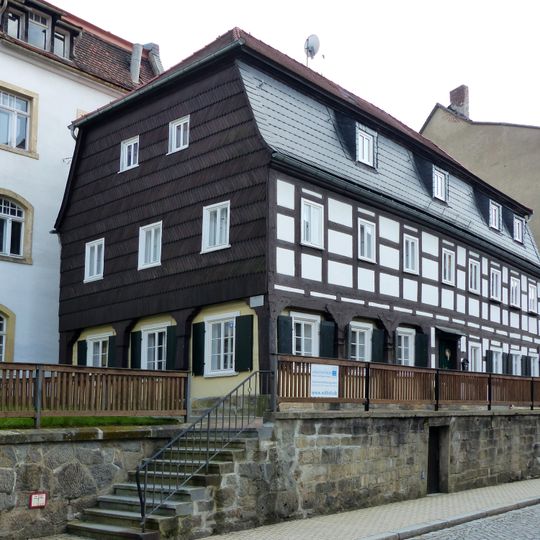 Hertigswalder Straße 9