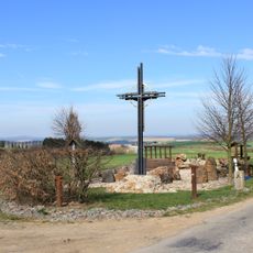 Kříž u Bušovic