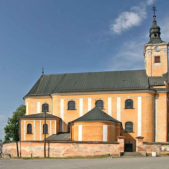 Farský kostol sv. Petra a Pavla, múr ohradný