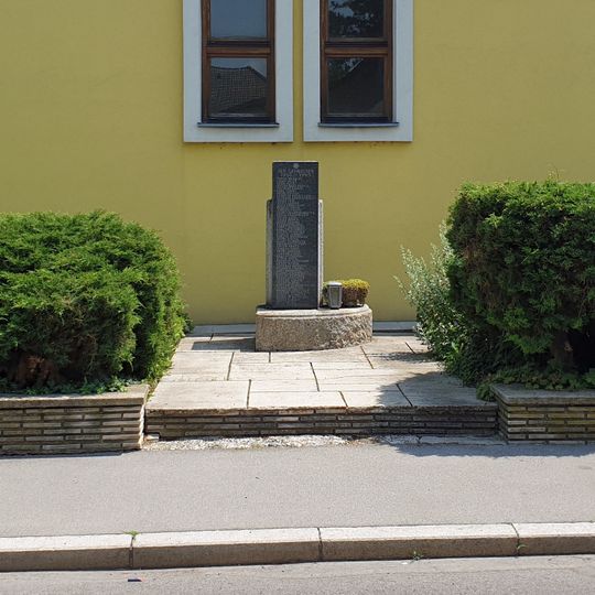 Kriegerdenkmal Bruckhaufen