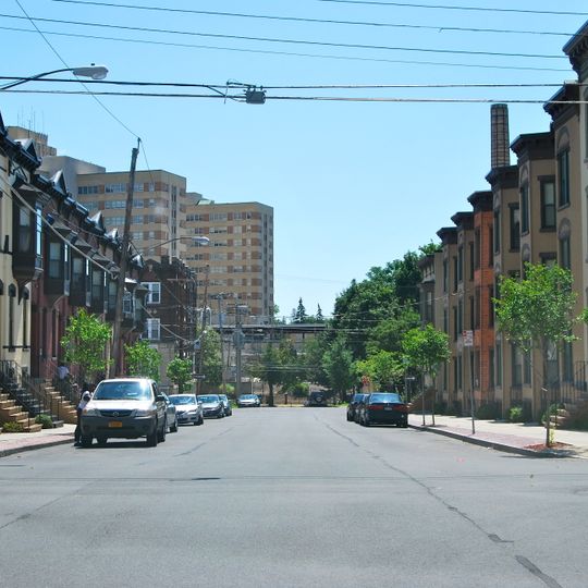 Knox Street Historic District