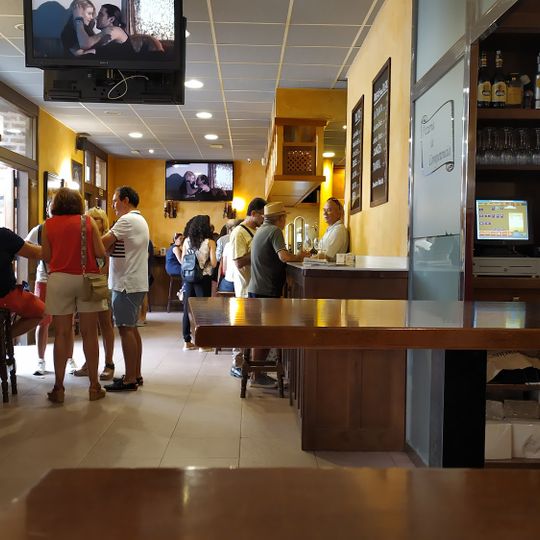 La Competencia