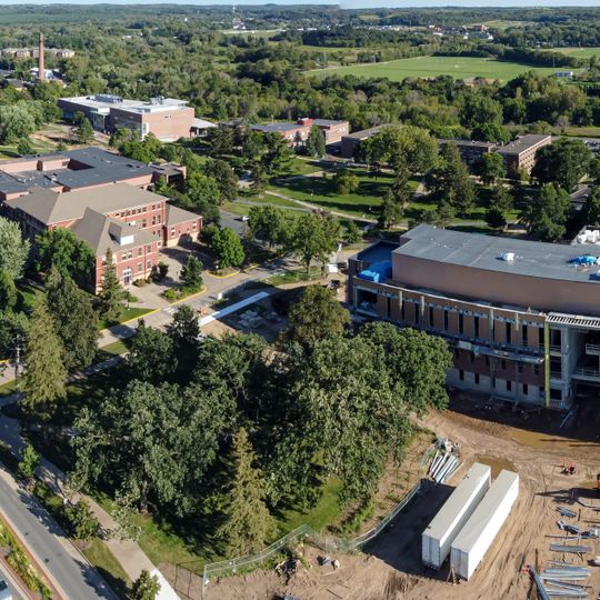 University of Wisconsin-River Falls