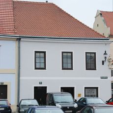 Wohn- und Geschäftshaus