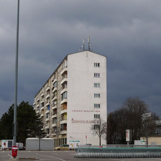 Johann-Radfux-Hof