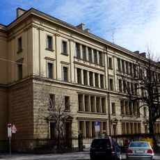 Ehemalige Volksschule, jetzt Wirtschaftsaufbauschule