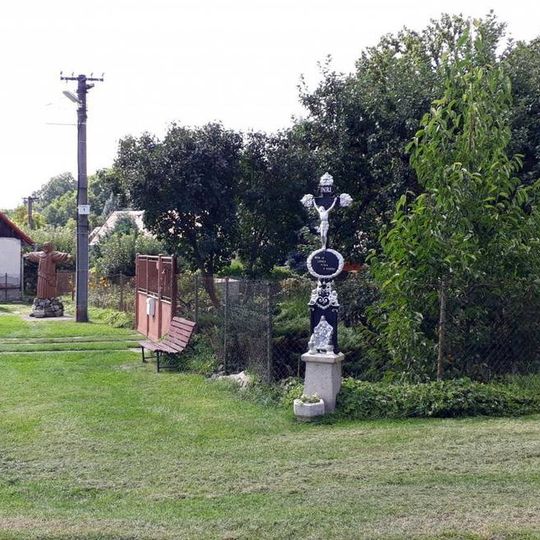 Kříž v Nasavrkách