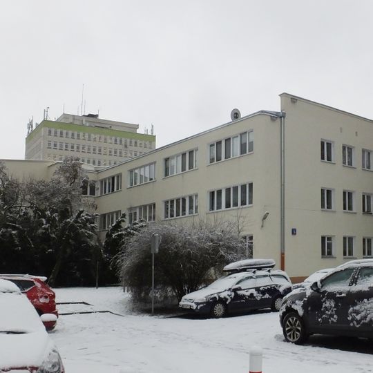 Blok przy ulicy Pruszkowskiej 6b