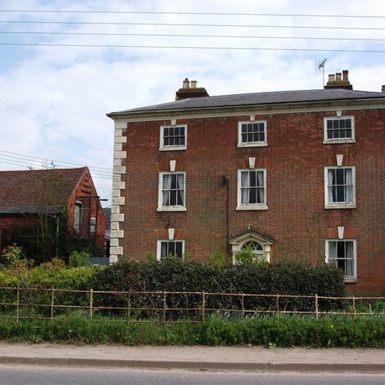 Monwode House Farmhouse