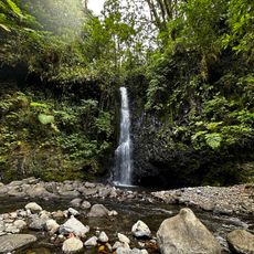 6 Waterfalls Hike Traihead