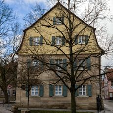 Peter-Kolb-Platz 4, 5