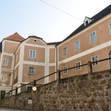 Ehem. Stiftstaverne, Altes Bräuhaus und Stiftskellerei