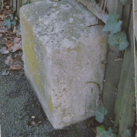Milestone, Kingston Hill, Coombe, by garden of No. 124, Newgale, 40m E of jct with Warboys Approach