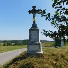 Kříž na západním okraji Pozovic