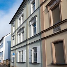 Hälfte eines Doppelhauses