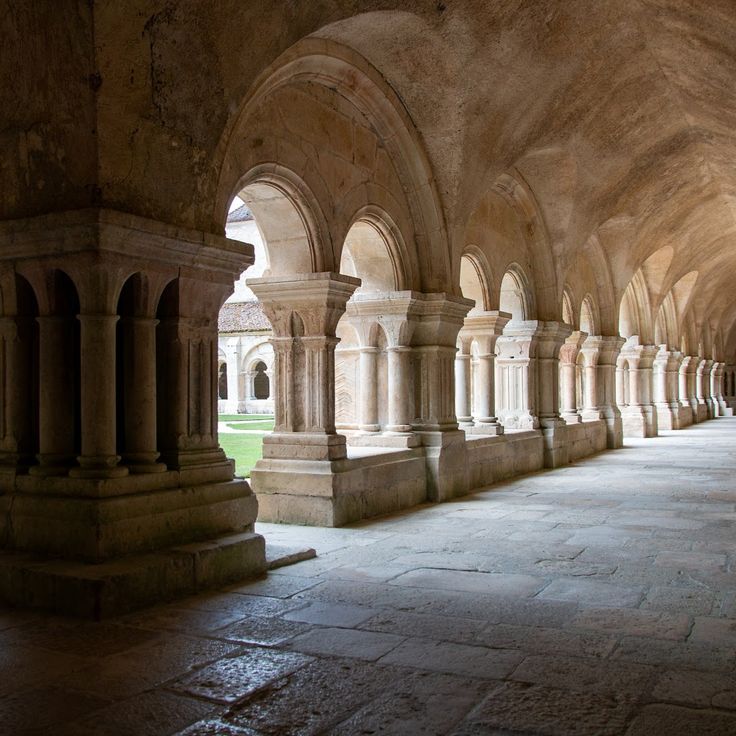 Cloître Abbaye de Fontenay