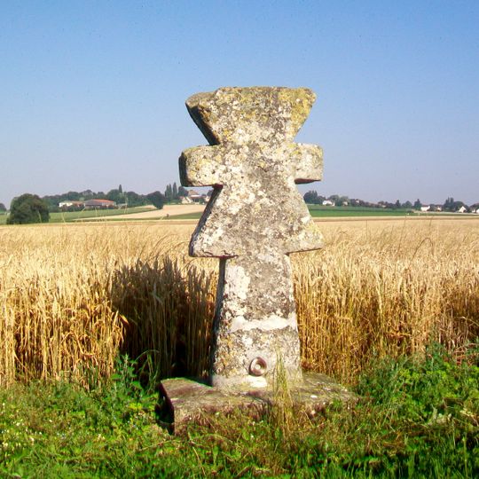 Croix pattée de Guiry-en-Vexin