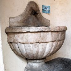 Fontana di Piazza Orologio