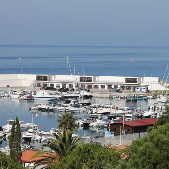 Port of Taureana