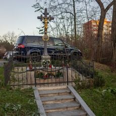 Kříž v ulici V Zátočce