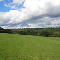 Höllbach mit Ufergehölz