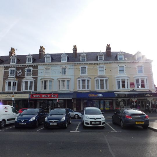15, Gloddaeth Street, including verandah, Llandudno