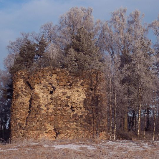 Rozbeķi Castle ruins