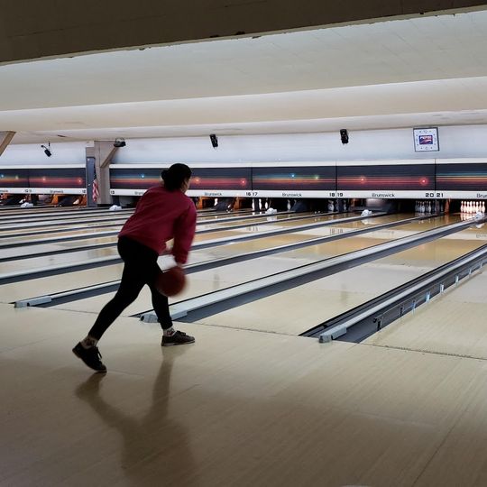 Mountaineer Bowling Lanes