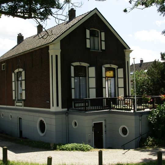 Rijkswal 44, Woudrichem